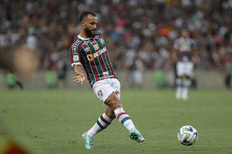 Samuel Xavier em ação pelo Fluminense