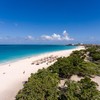 Maior praia de Aruba, no Caribe, Eagle Beach combina boa estrutura turística e natureza preservada - Divulgação