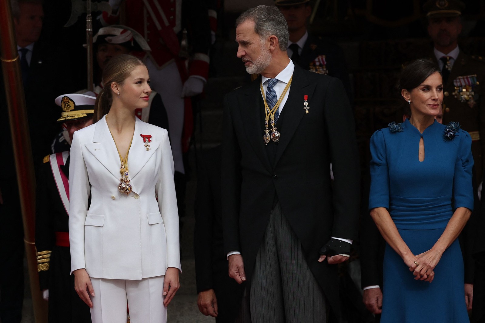 Princesa Leonor completa 18 anos; na foto, aparece ao lado do rei da Espanha Felipe VI — Foto: Pierre-Philippe Marcou/AFP