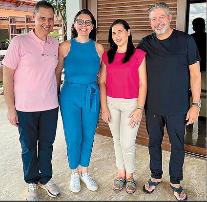 O presidente da Câmara com os primos Joãozinho e Pauline Pereira, de rosa