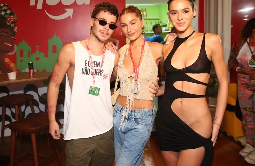 João Lucas, Sasha e Bruna Marquezine