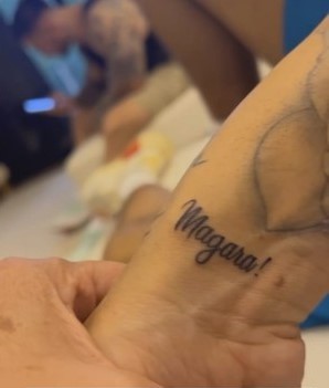 Zé Felipe homenageou a sogra em tatuagem — Foto: Reprodução