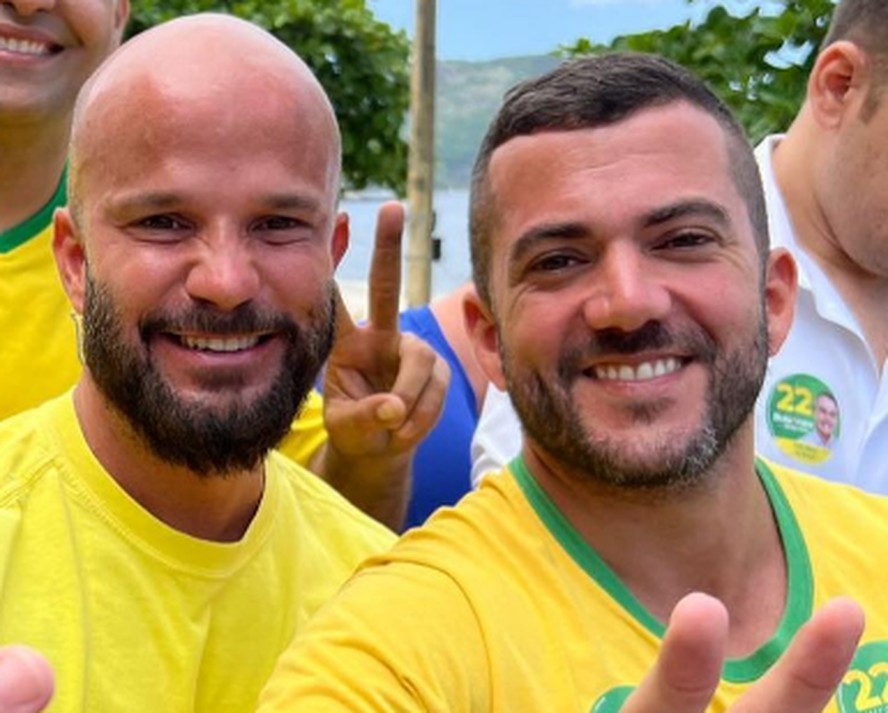 Os irmãos Renan e Carlos Jordy