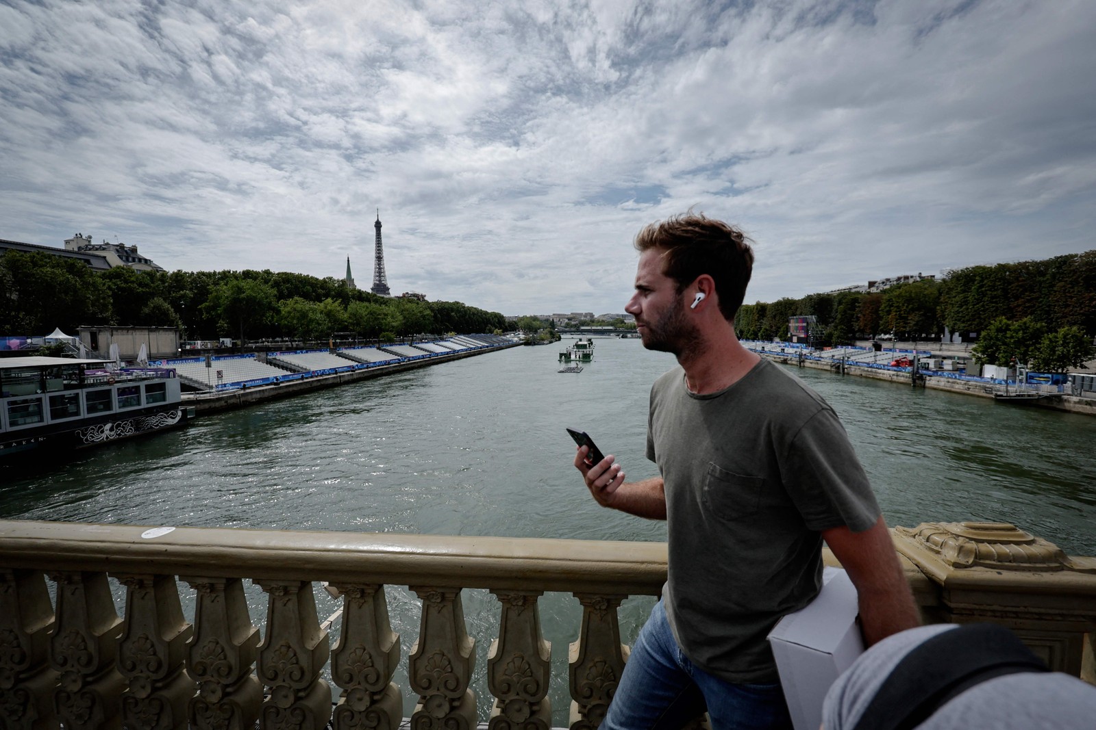 Abertura de Paris-2024 será no rio Sena — Foto: AFP