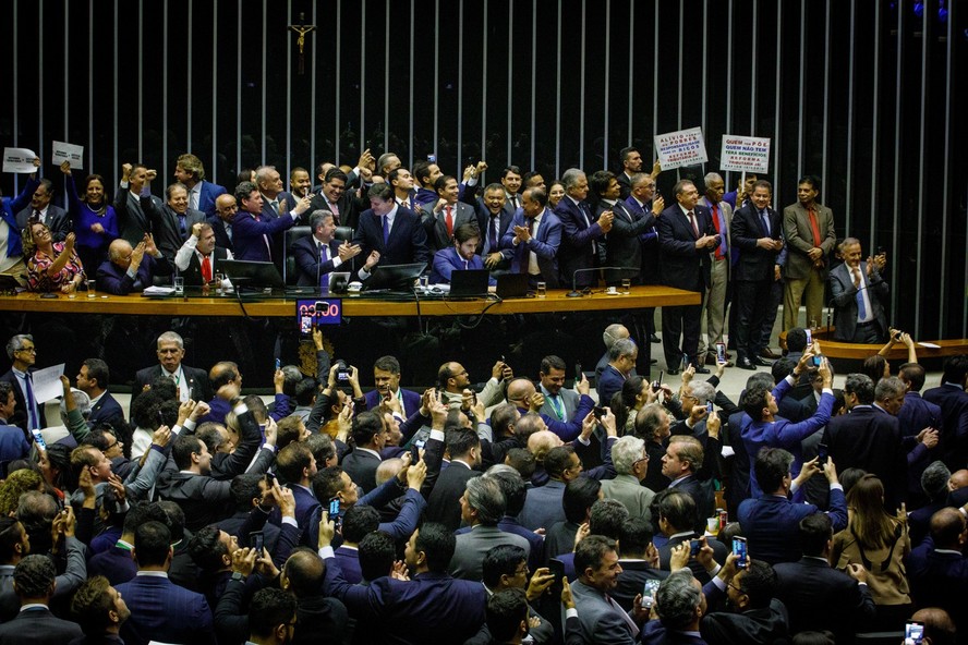 Câmara aprova Reforma Tributária, e texto segue para o Senado