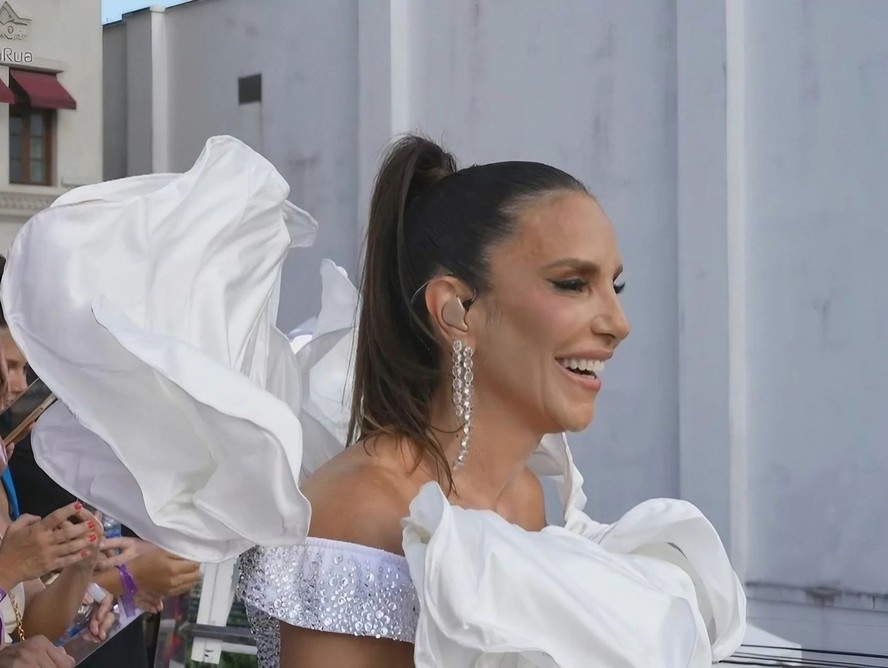 Ivete Sangalo na abertura do Carnaval 2024 de Salvador