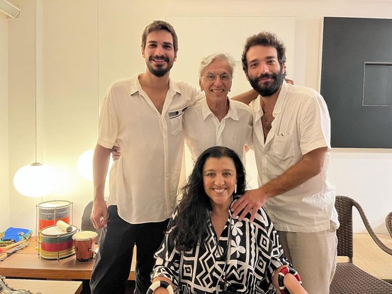 Thales Junqueira, Caetano Veloso, Regina Casé e Humberto Carrão
