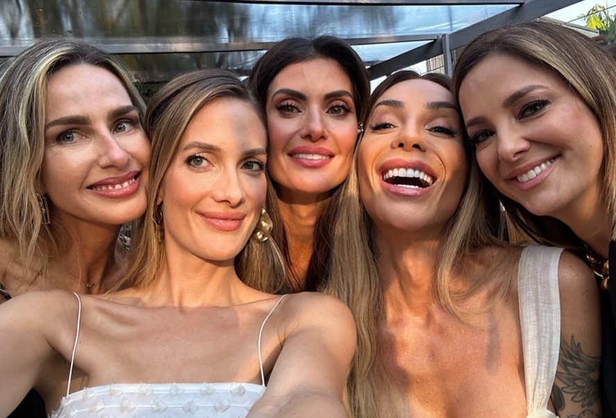 Mariana Weickert, Schynaider Moura, Isabellal Fiorentino, Maya Massafera e Ticiane Pinheiro