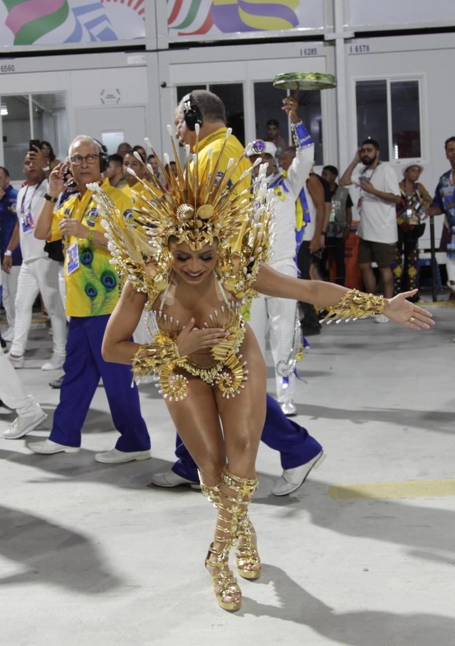 Lexa na Sapucaí — Foto: Claúdio Andrade/Quem