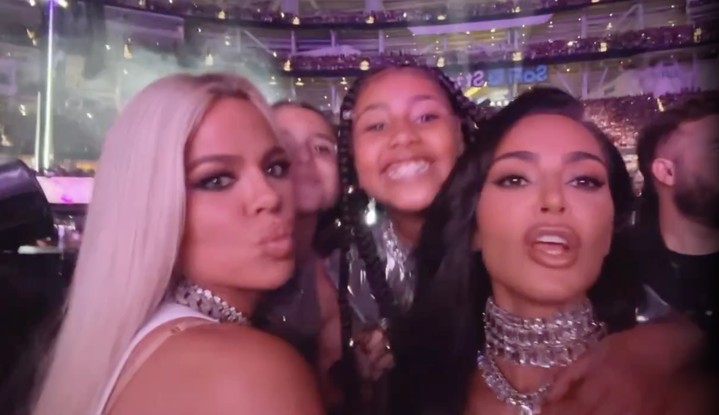 Kim e Khloé Kardashian se empolgaram com North West e Penelope no show de Beyoncé