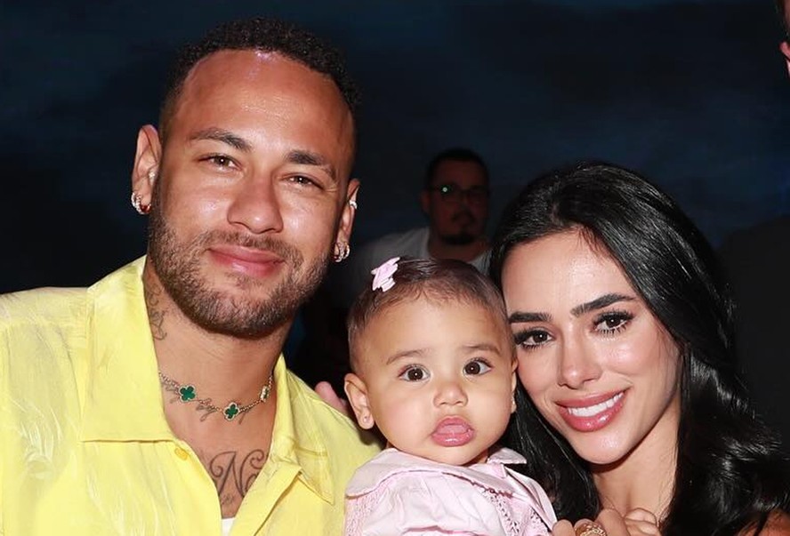 Neymar e Bruna Biancardi com a filha, Mavie