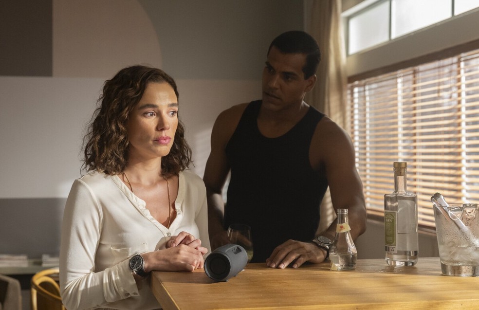 Juliane Araújo e Marcello Melo Jr, como Kika e Zé Bento, em 'Renascer' (Globo, 2024) — Foto: TV Globo