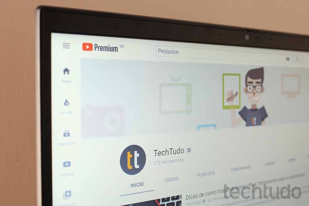 YouTube Premium oferece funções exclusivas da plataforma aos assinantes — Foto: Caroline Doms/TechTudo