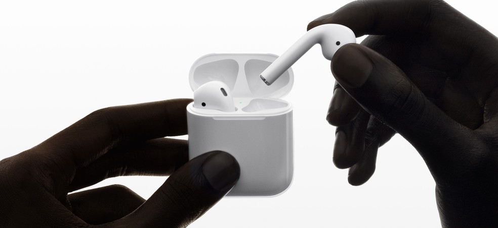 AirPods Pro 2 conta com cancelamento de ruído ativo — Foto: Divulgação/Apple