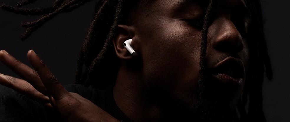 AirPods Pro chega ao mercado com promessa de qualidade de som e bateria de até 20 horas — Foto: Divulgação/Apple