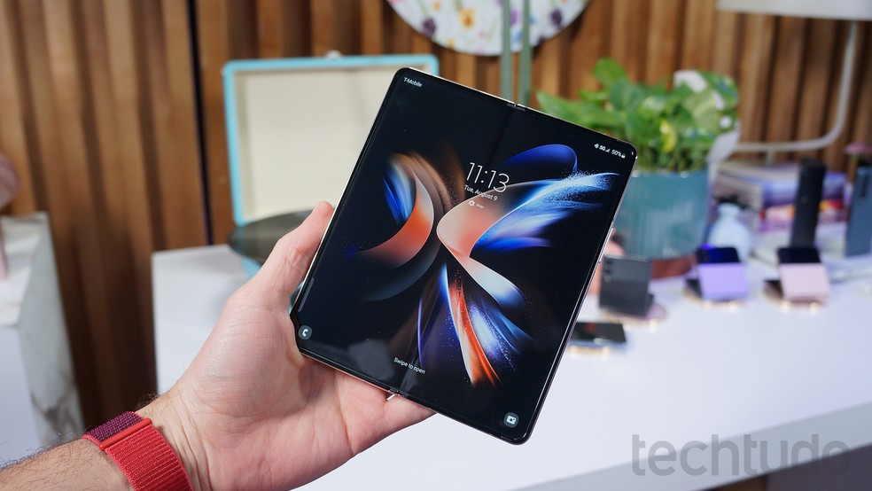 Galaxy Z Fold 4: tela interna de 7,6 polegadas — Foto: Thássius Veloso