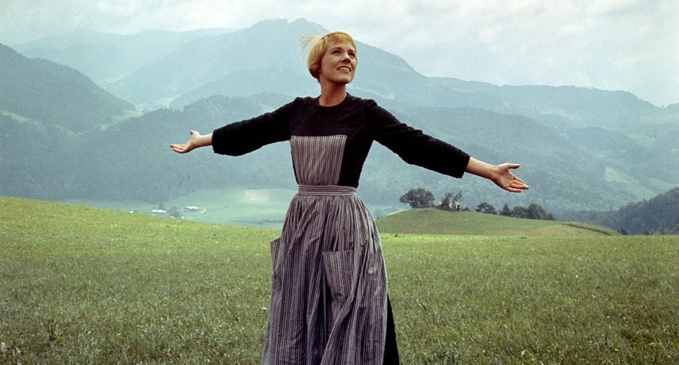 A Noviça Rebelde é estrelado pela atriz britânica Julie Andrews — Foto: Divulgação/20th Century Fox