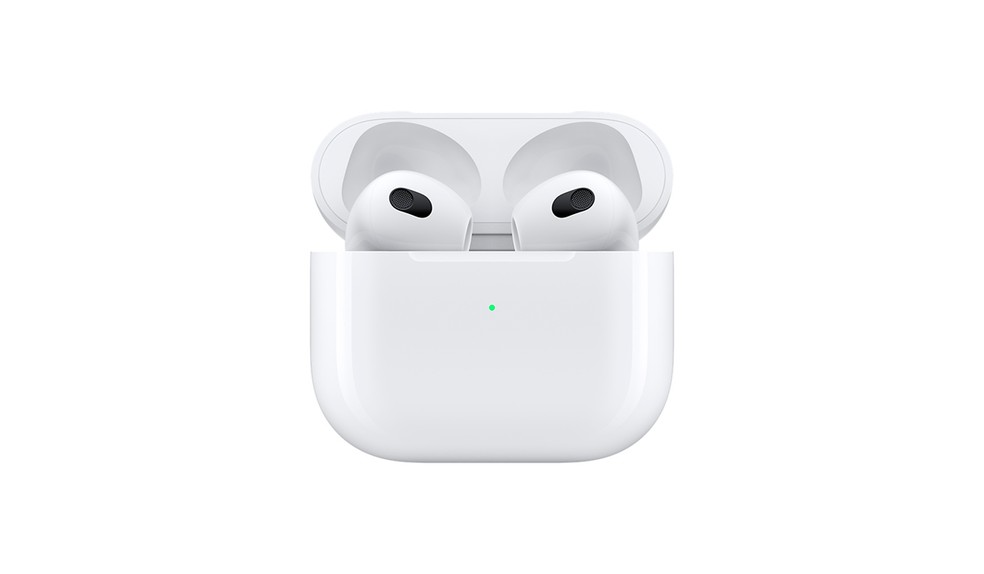 AirPods 3 são a terceira geração do fone da Apple — Foto: Divulgação/Apple