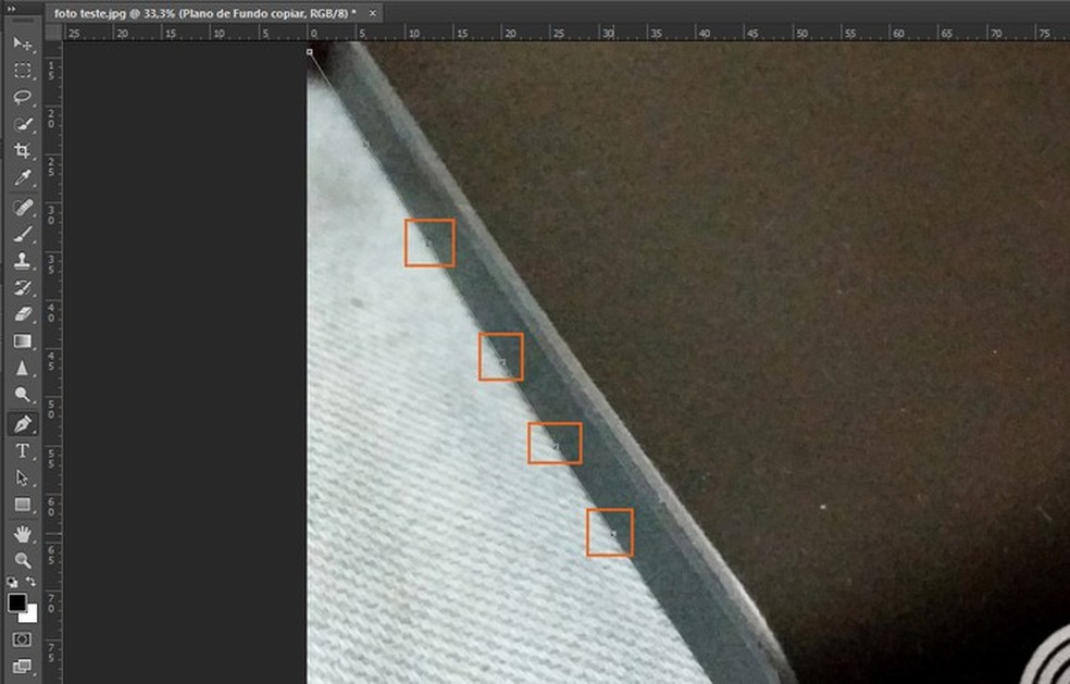 Faça as marcações dos pontos com cuidado ao entorno do objeto ou para remover o fundo no Photoshop — Foto: Reprodução/Barbara Mannara