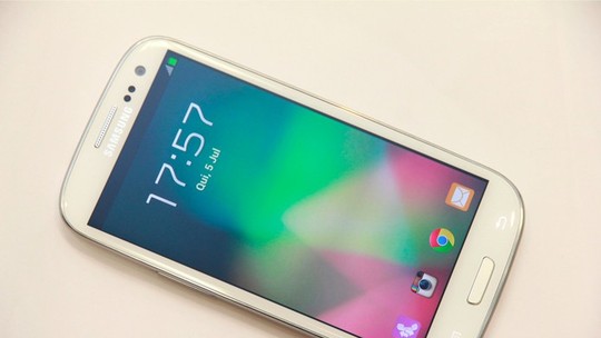 Vale a pena comprar o Galaxy S3 usado? Reveja a ficha técnica do celular
