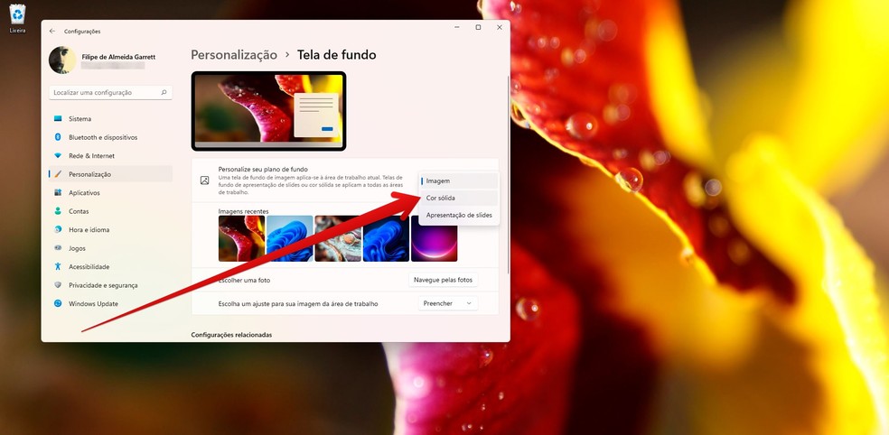 Plano de fundo Windows 11: escolha a opção para uso de cores sólidas — Foto: Reprodução/Filipe Garrett