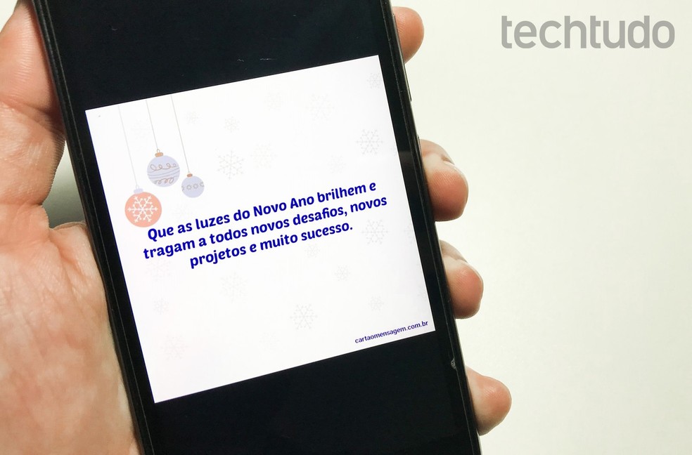 Aplicativos disponibilizam mensagens de Feliz Ano Novo 2020 para WhatsApp — Foto: Rodrigo Fernandes/TechTudo