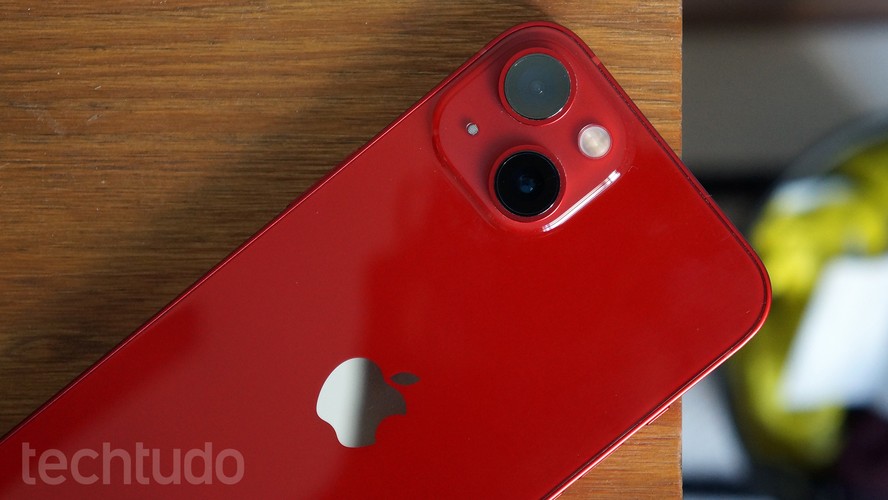 iPhone 13 vermelho