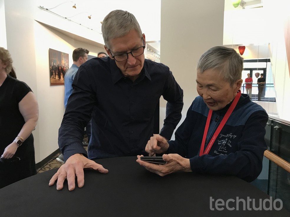 Tim Cook, CEO da Apple, durante a WWDC — Foto: Thássius Veloso/TechTudo