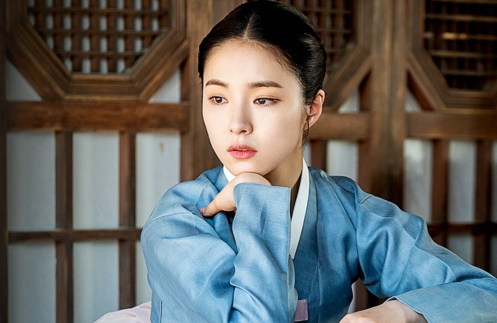Shin Se-Kyung  no papel a historiadora Goo Hae Ryung — Foto: Divulgação/IMDb