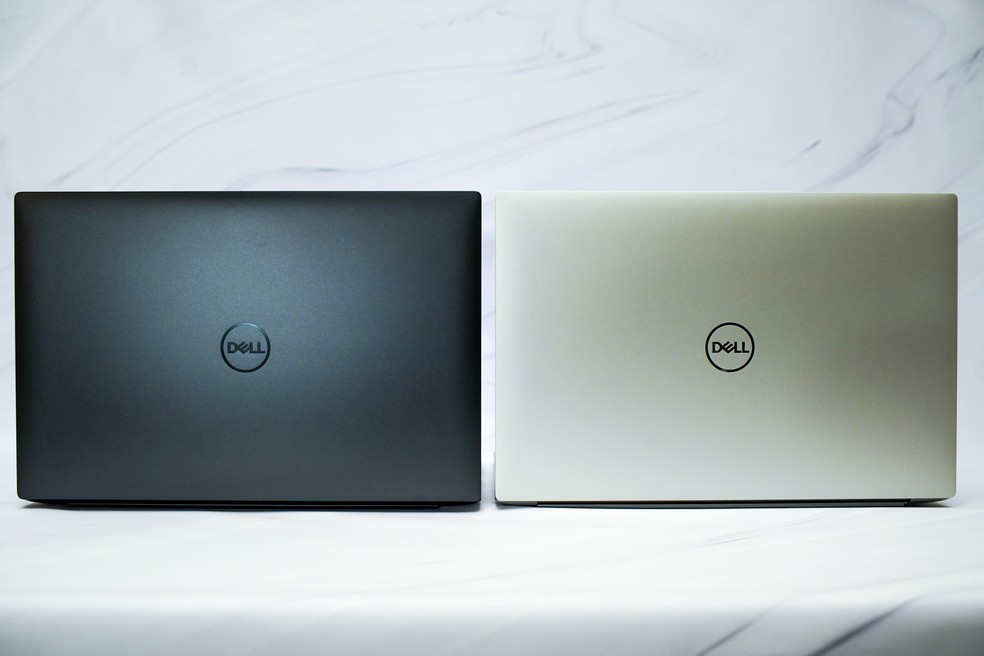 Dell XPS 16 está disponível nas cores grafite e prata — Foto: Divulgação/Dell