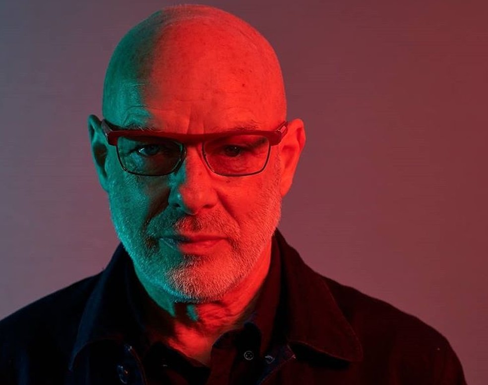 O músico inglês Brian Eno foi o compositor do som de boas-vindas do Windows 95 — Foto: Reprodução/Instagram