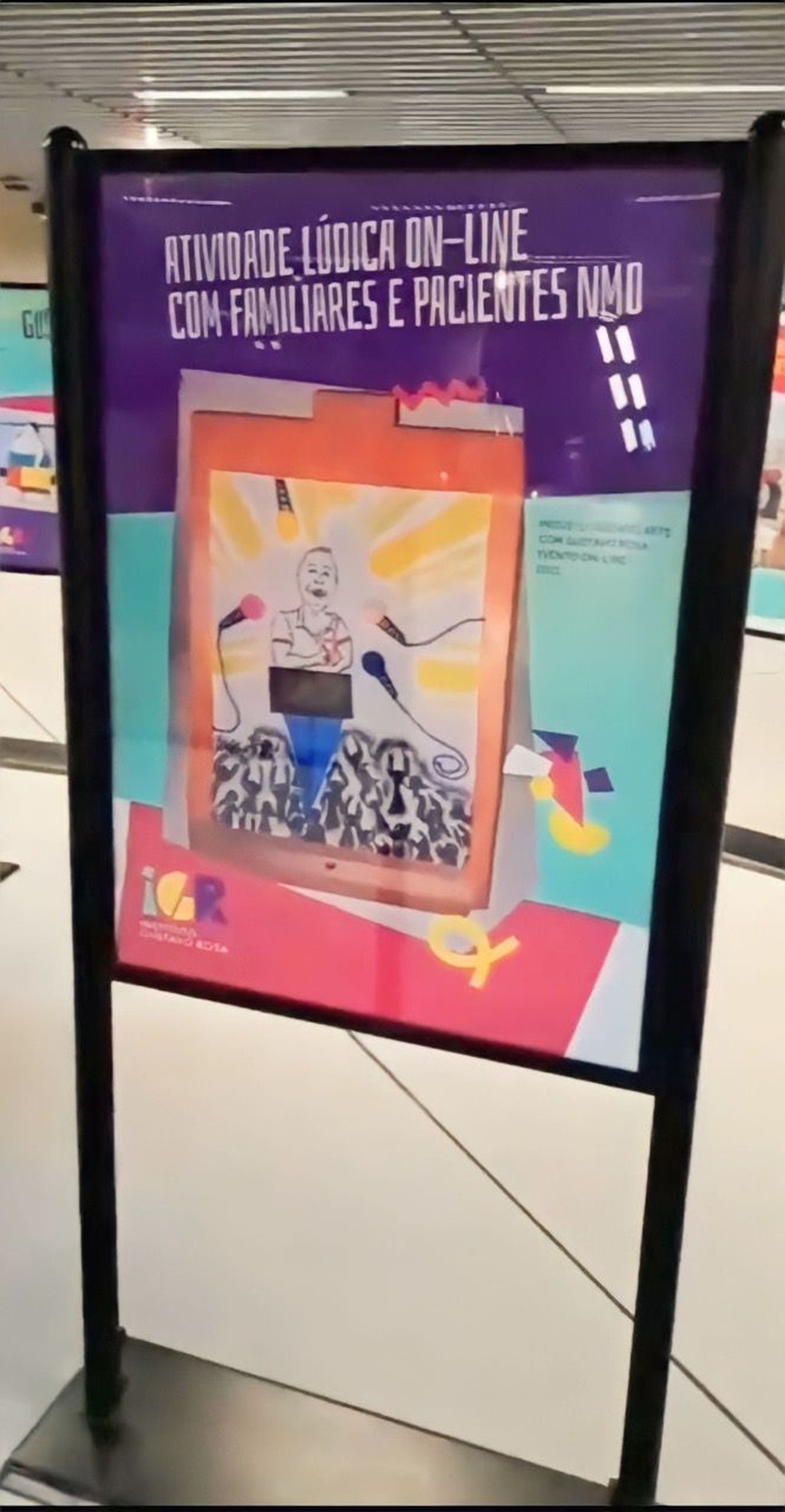 Arte de Bianca Lima de Oliveira foi exposta no metrô em São Paulo — Foto: Divulgação