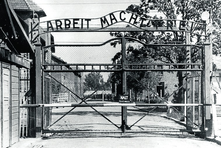 Portão de entrada de Auschwitz