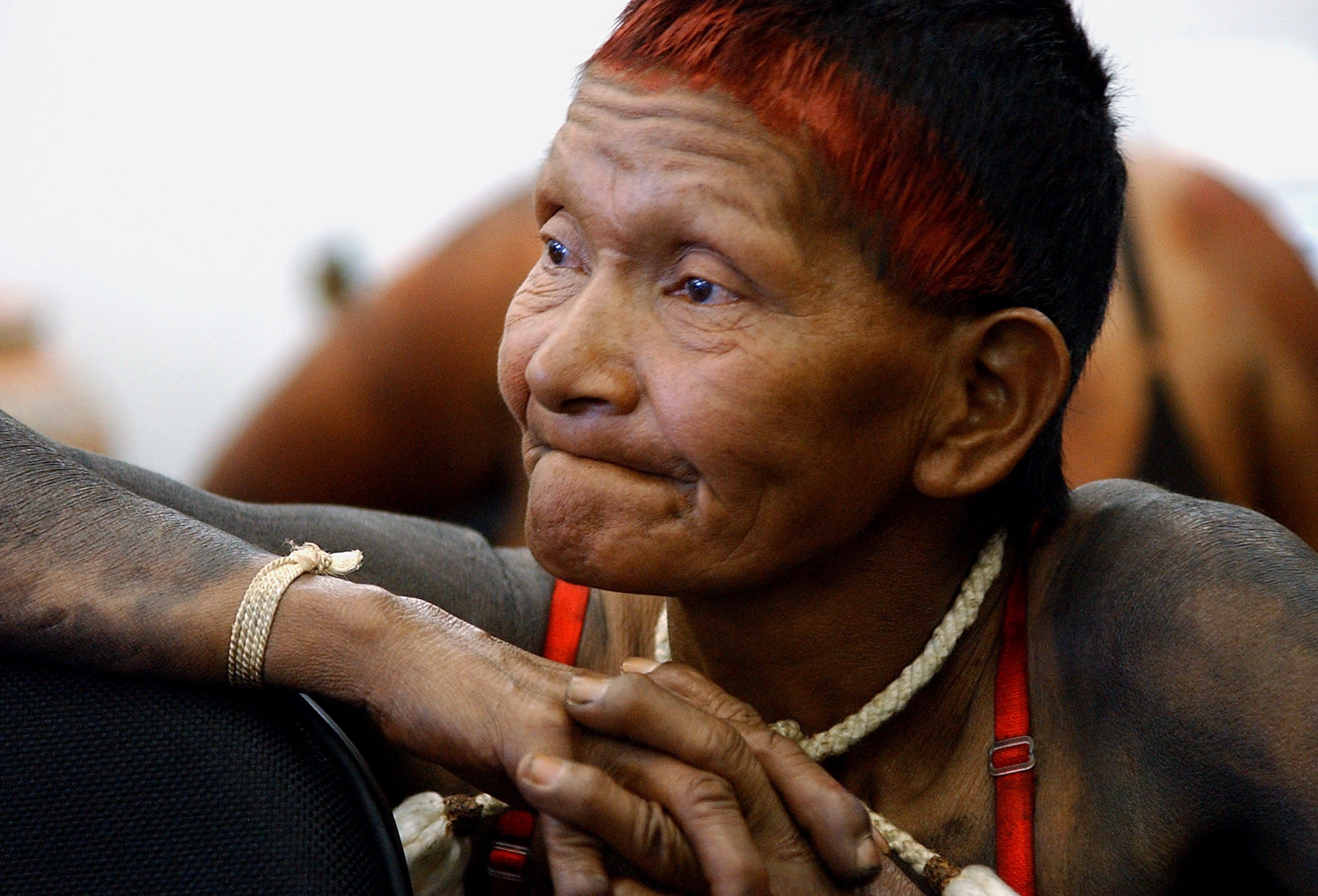 Nativos da América do Sul têm influência genética de povos do Pacífico. Acima: mulher do povo Xavante, nativo do planalto brasileiro (Foto: Wikimedia Commons)