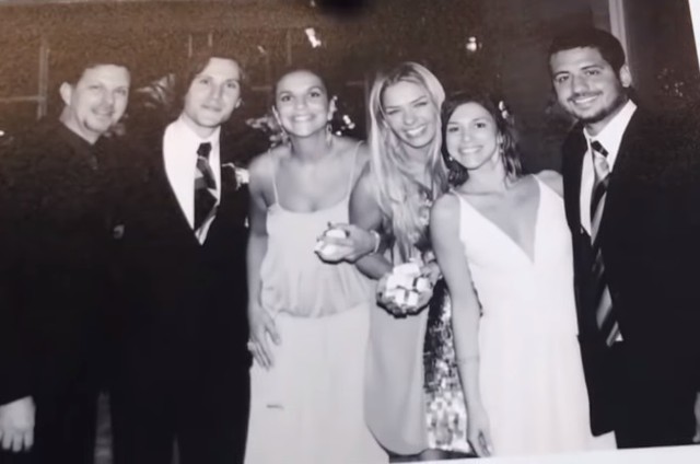 Adriane Galisteu e Ivete Sangalo em casamento de SArah Oliveira (Foto: Reprodução)