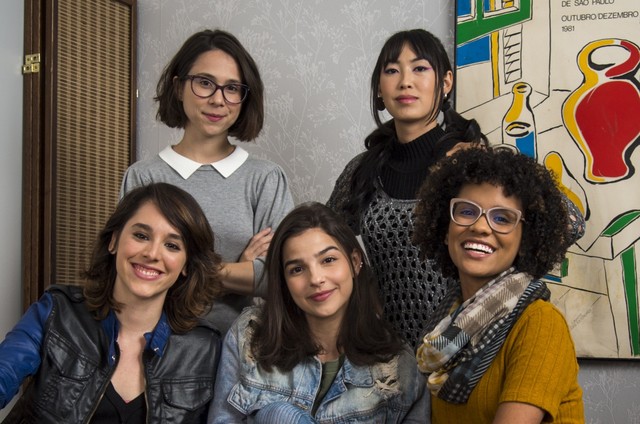 Daphne Bozaski, Manoela Aliperti, Gabriela Medvedovski, Ana Hikari e Heslaine Vieira, de 'As Five' (Foto: Divulagação)