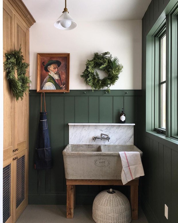 Décor do dia: lavandeira com tons de verde (Foto: Building Walnut Farm / Divulgação)