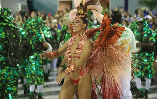 Juliana Paes, rainha da Grande Rio