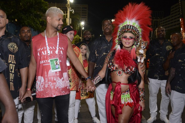 Viviane Araújo e Guilherme Militão (Foto: Webert Belicio/AgNews)