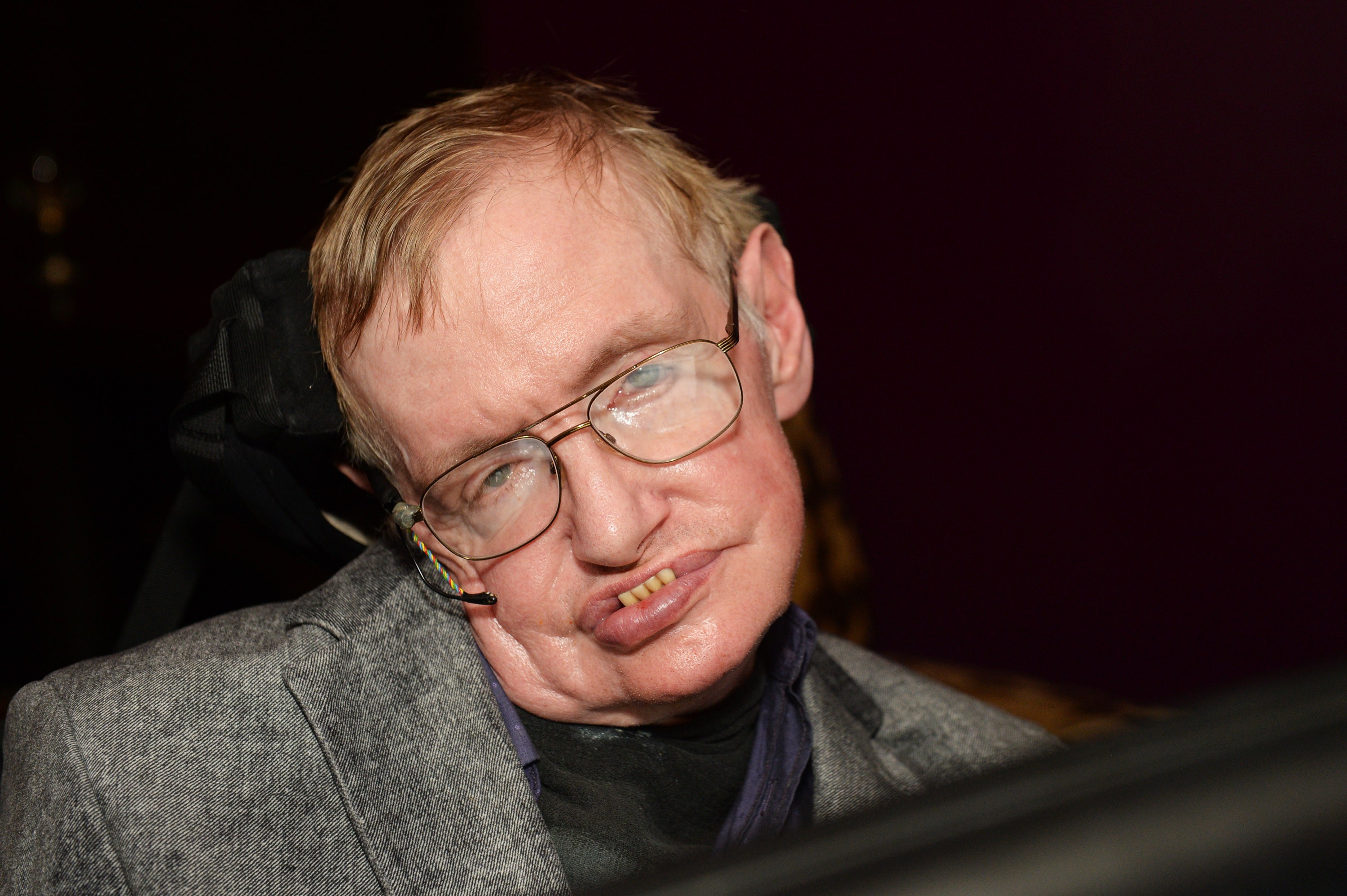 Stephen Hawking acredita em nova maneira para o mundo acabar (Foto: Getty Images)