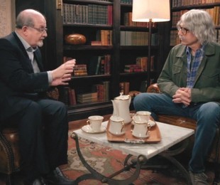 Salman Rushdie e Larry David em 'Curb your enthusiasm' | Divulgação