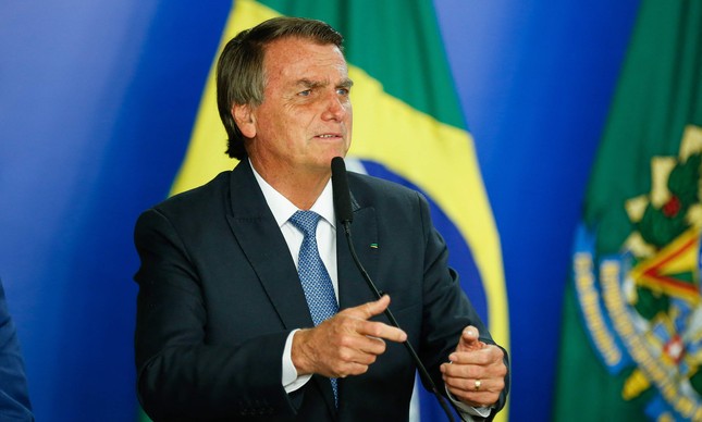 Bolsonaro participa de cerimônia em Brasília