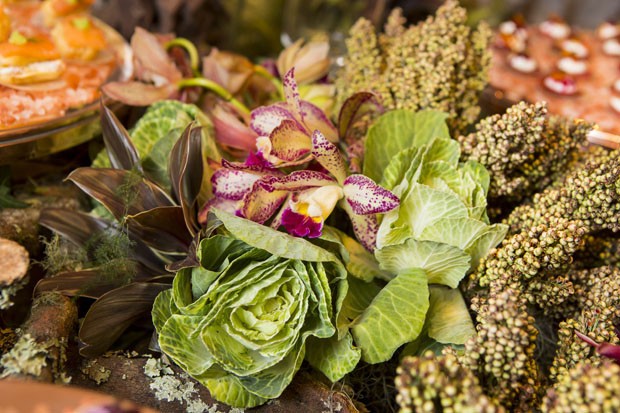 Um jantar com jardim sensorial, por Vamos Receber (Foto: Julio Acevedo)