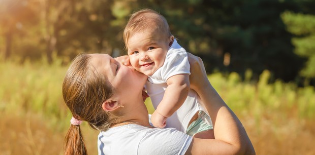 Bebês precisam de banho de sol? (Foto: Thinkstock)