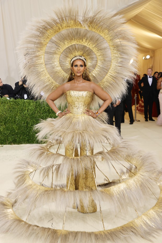 NEW YORK, NEW YORK - SEPTEMBER 13: Iman attends The 2021 Met Gala Celebrating In America: A Lexicon Of Fashion at Metropolitan Museum of Art on September 13, 2021 in New York City. (Photo by Mike Coppola/Getty Images) (Foto: Getty Images)