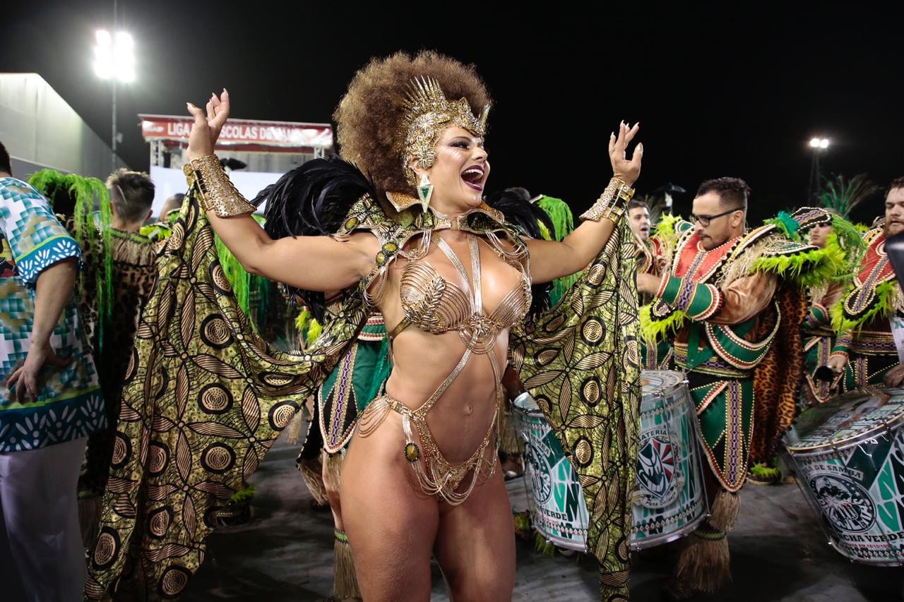 Viviane Araujo (Foto: Eduardo Saraiva)