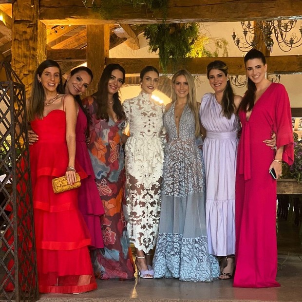 Stella Jacintho, Paty Birman, Kika Simonsen, Carol Celico, Monique Alfradique, Maira Caiaffa e Marcela Barci (Foto: Reprodução/Instagram)