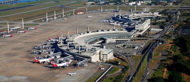 Vista aérea do aeroporto Internacional do Rio de Janeiro Antônio Carlos Jobim, Galeão