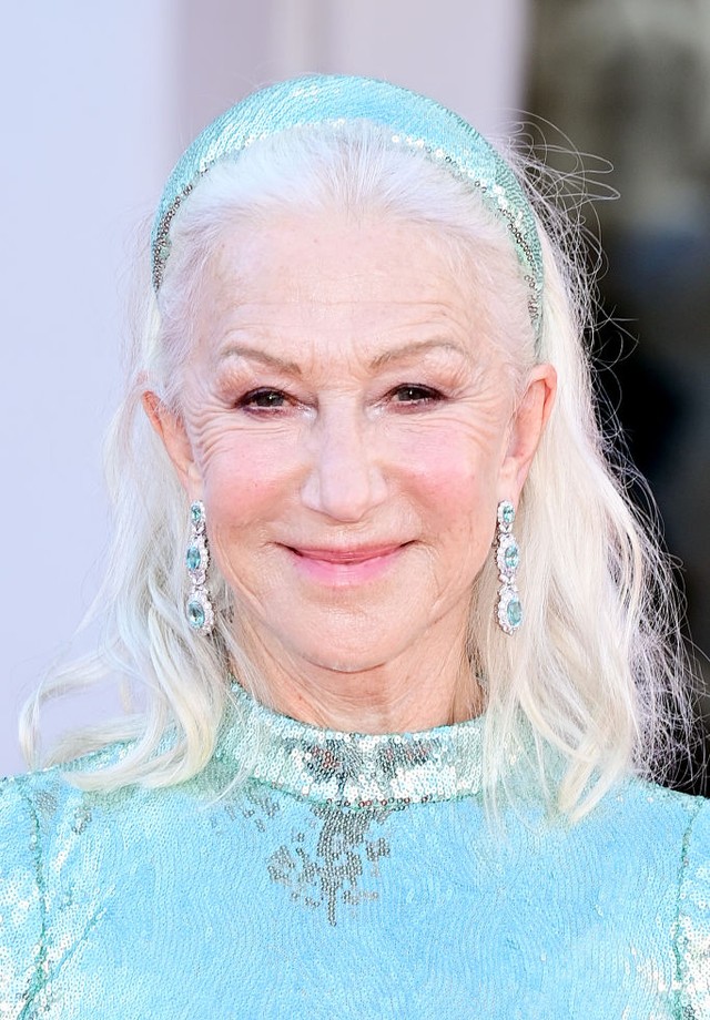 VENICE, ITALY - SEPTEMBER 01:  Dame Helen Mirren attends the red carpet of the movie "Madres Paralelas" during the 78th Venice International Film Festival on September 01, 2021 in Venice, Italy. (Photo by Daniele Venturelli/WireImage) (Foto: WireImage)