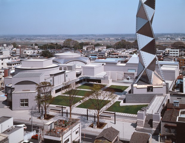 Arata Isozaki (Foto: Arata Isozaki - Art Tower MITO (1990), Yasuhiro ISHIMOTO)